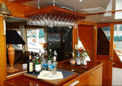 New York Yacht 72 aft deck bar